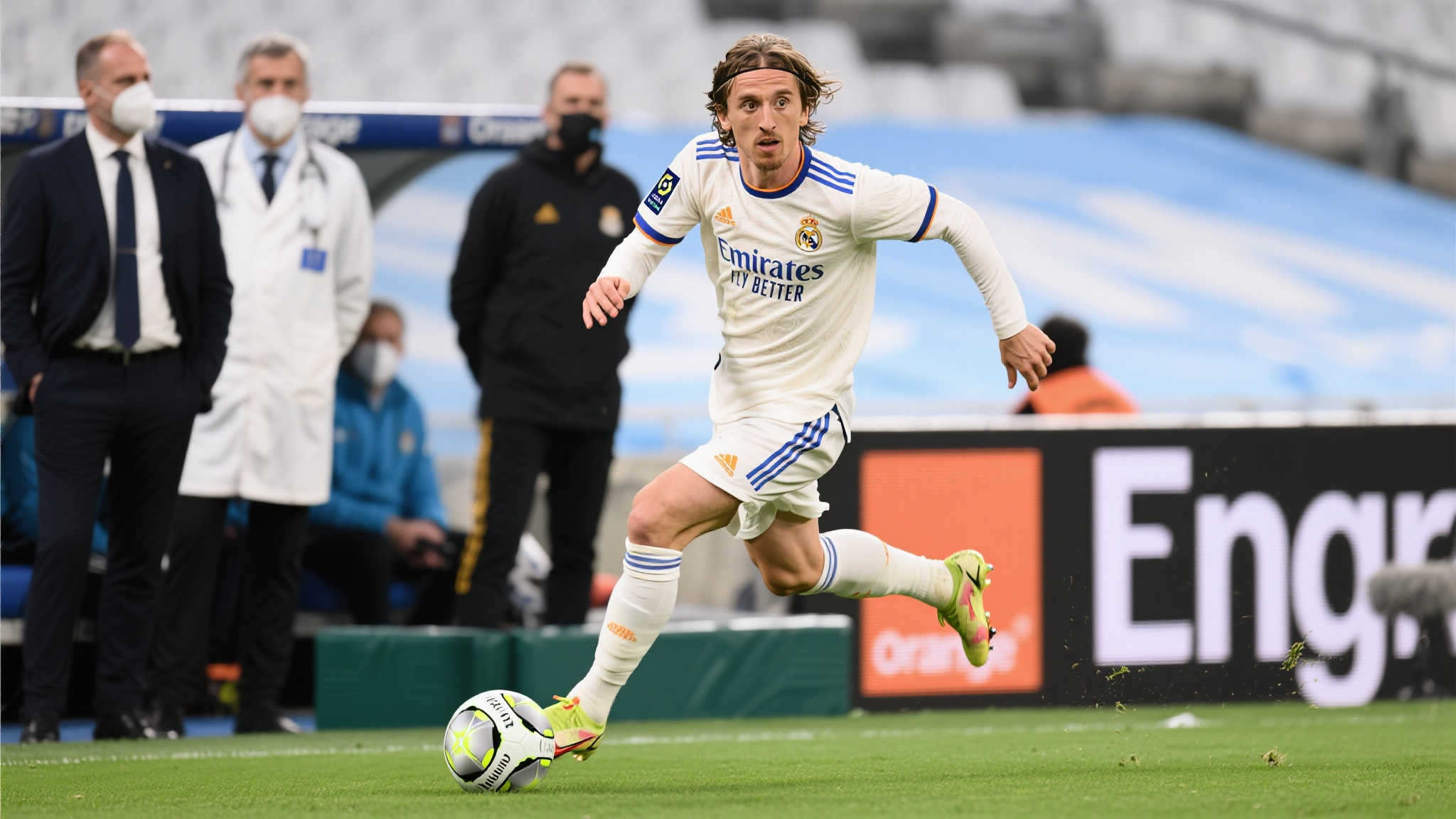 姆巴佩回归时间曝光,阿隆索:世俱杯后再评估加西亚未来 从健康角度看,这一决定充分体现了俱乐部医疗组与管理